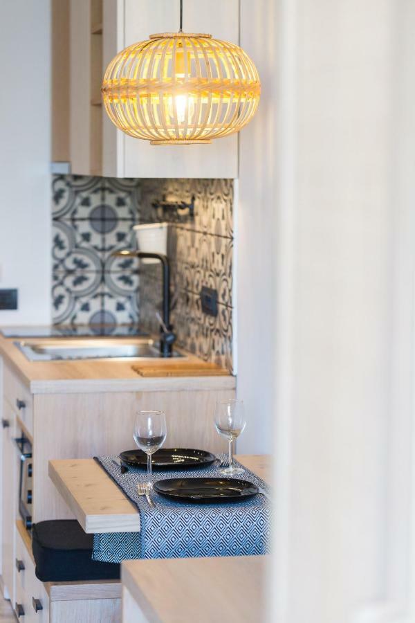Theros Rethymno  Luaran gambar